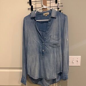 Cloth & Stone Light Blue Button Down Shirt